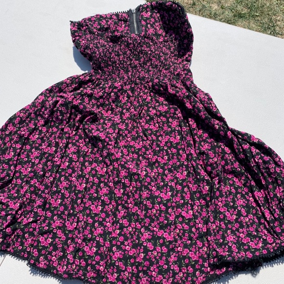 Dress - Picture 2 of 3